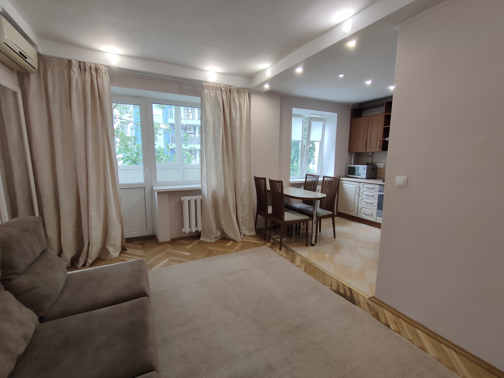 Аренда 2-комнатной квартиры 46 м², Джона Маккейна ул., 9