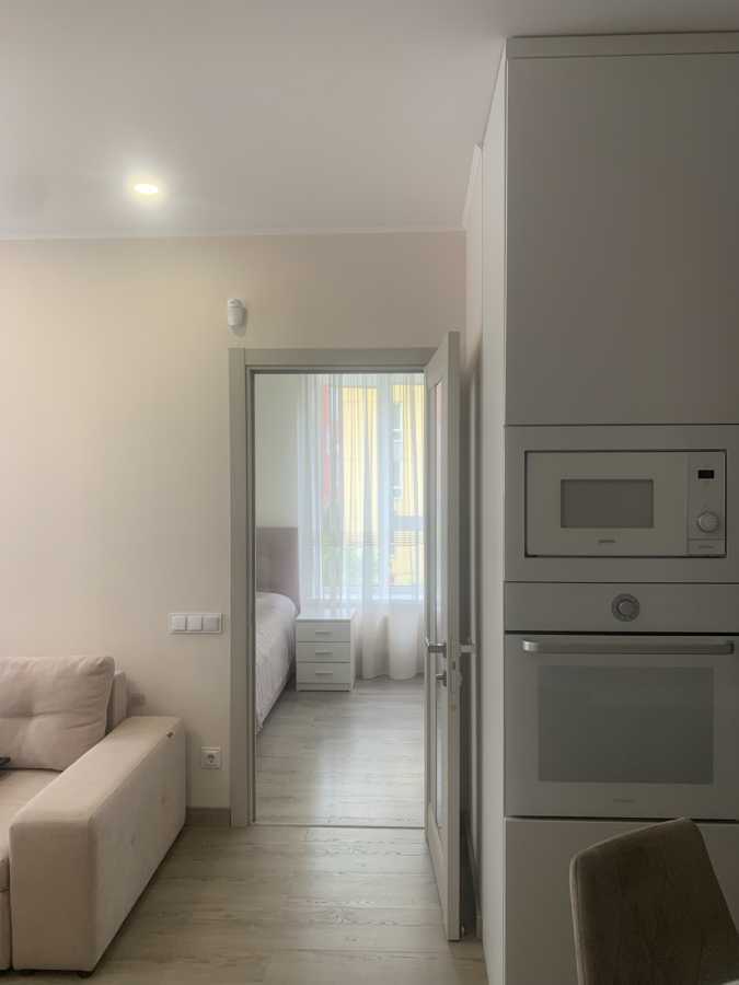 Продажа 3-комнатной квартиры 52 м², Соборности просп., 17к2