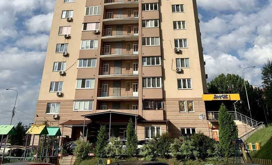 Оренда офісу 388 м², Моторний пров., 9