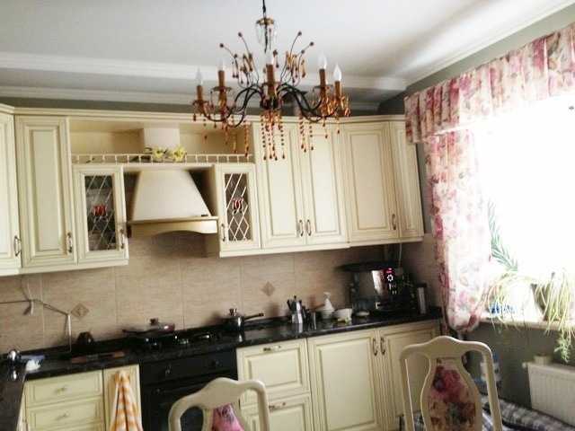 Продаж 3-кімнатної квартири 147 м², Південна, 15