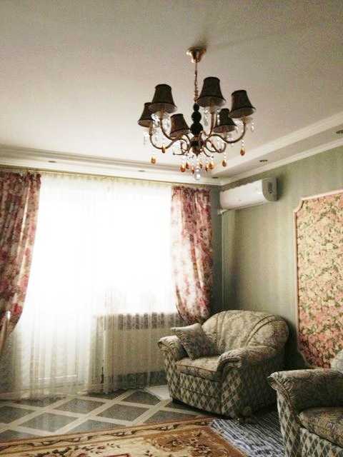 Продаж 3-кімнатної квартири 147 м², Південна, 15
