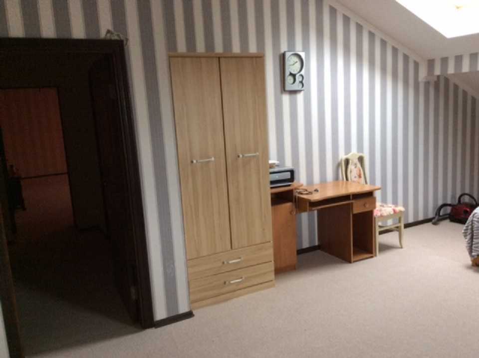 Продаж 3-кімнатної квартири 147 м², Південна, 15