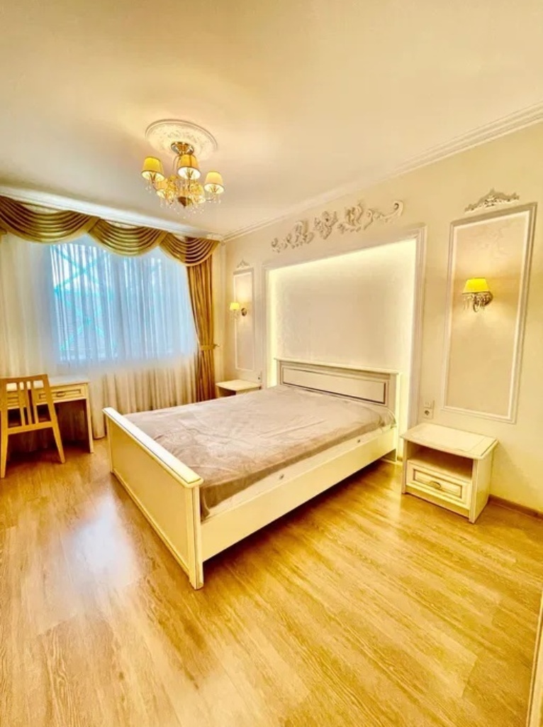 Аренда 2-комнатной квартиры 70 м², Дмитрия Кедрина ул., 53А