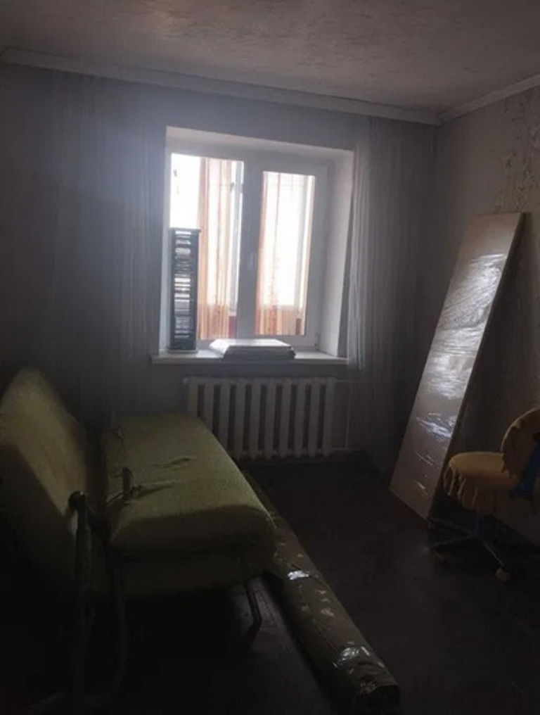 Продаж 4-кімнатної квартири 75 м², Дарницька вул.