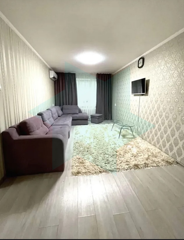 Продажа 3-комнатной квартиры 60 м², Маршала Малиновского ул.