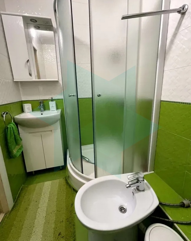 Продажа 3-комнатной квартиры 60 м², Маршала Малиновского ул.