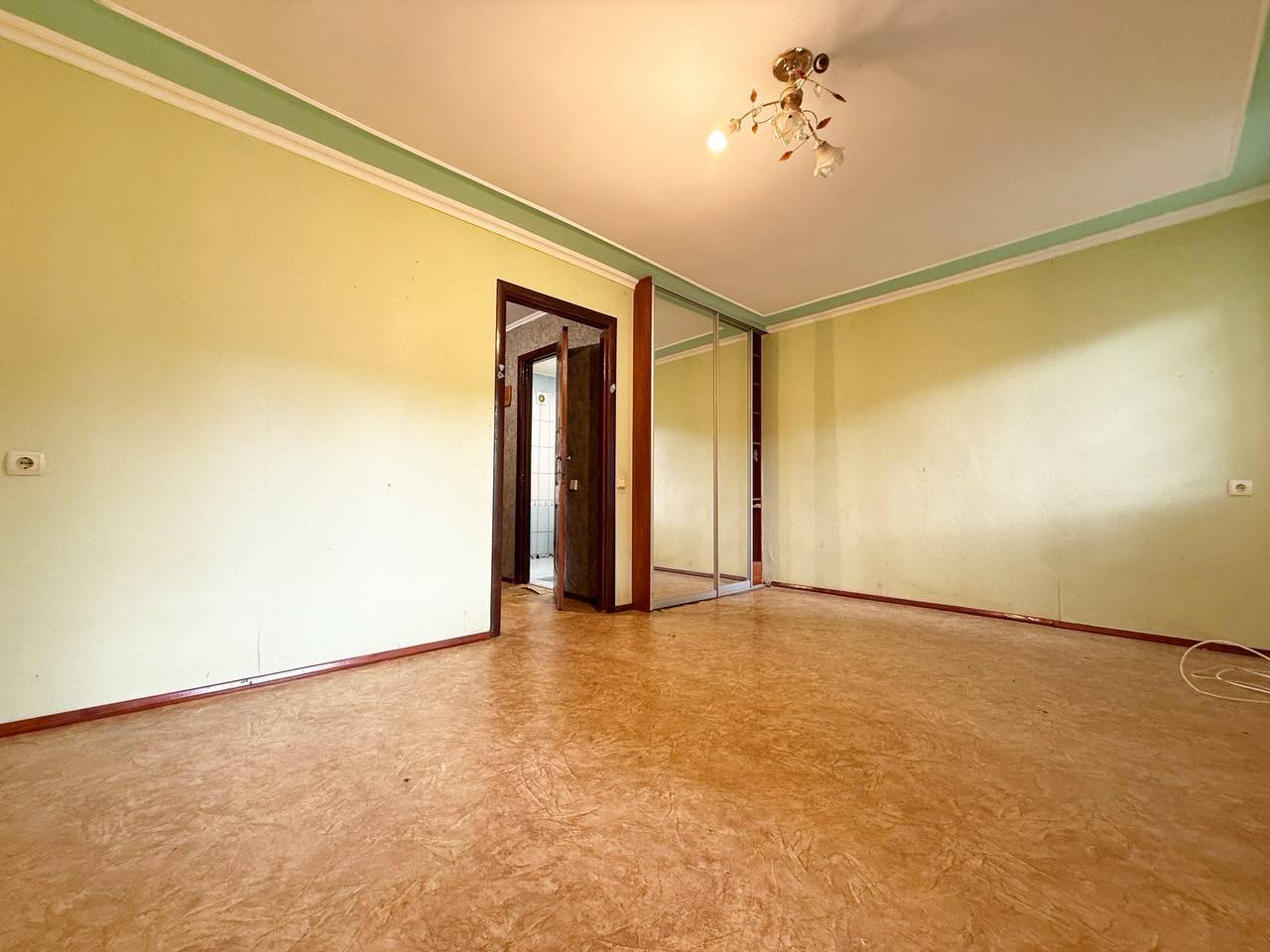 Продаж 1-кімнатної квартири 28 м², Данила Галицького вул.