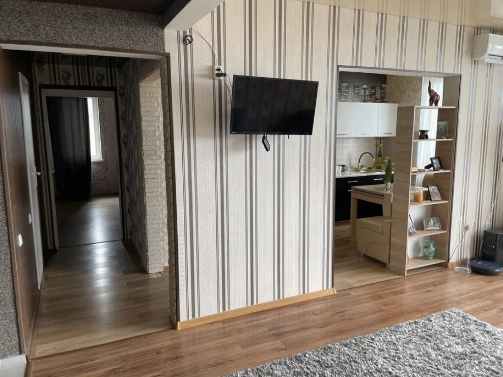 Продаж 2-кімнатної квартири 70 м², 8-го Березня пров.