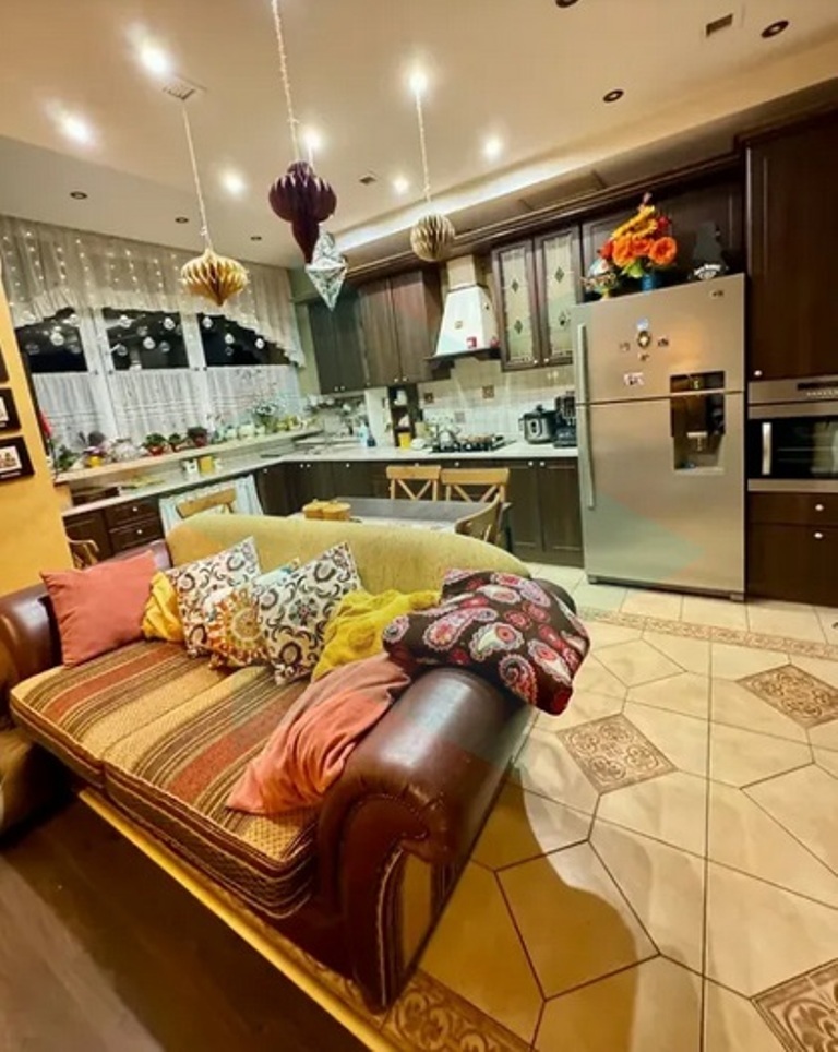 Продажа 3-комнатной квартиры 110 м², Маршала Малиновского ул., 48А
