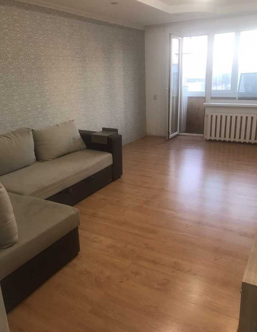 Продаж 3-кімнатної квартири 69 м², Миру просп., 12