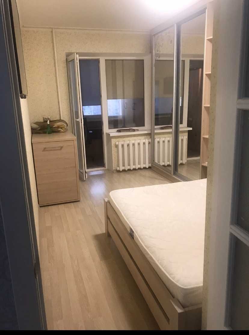 Продаж 3-кімнатної квартири 69 м², Миру просп., 12