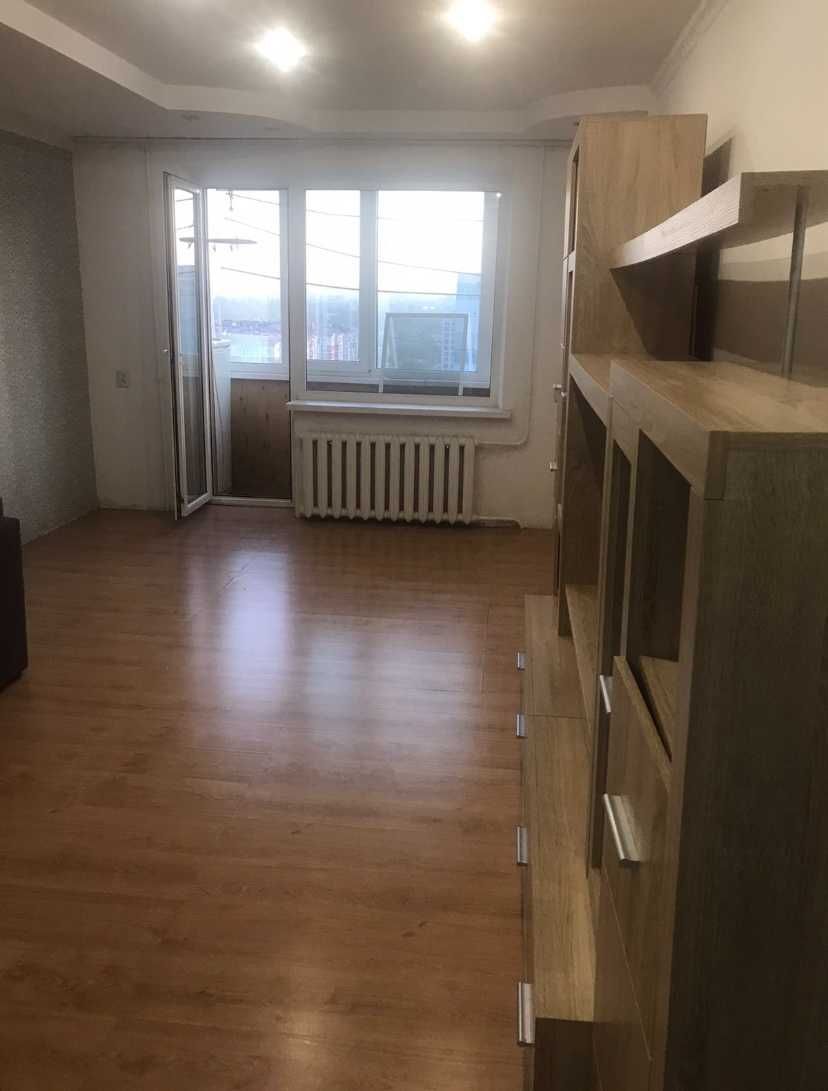 Продаж 3-кімнатної квартири 69 м², Миру просп., 12