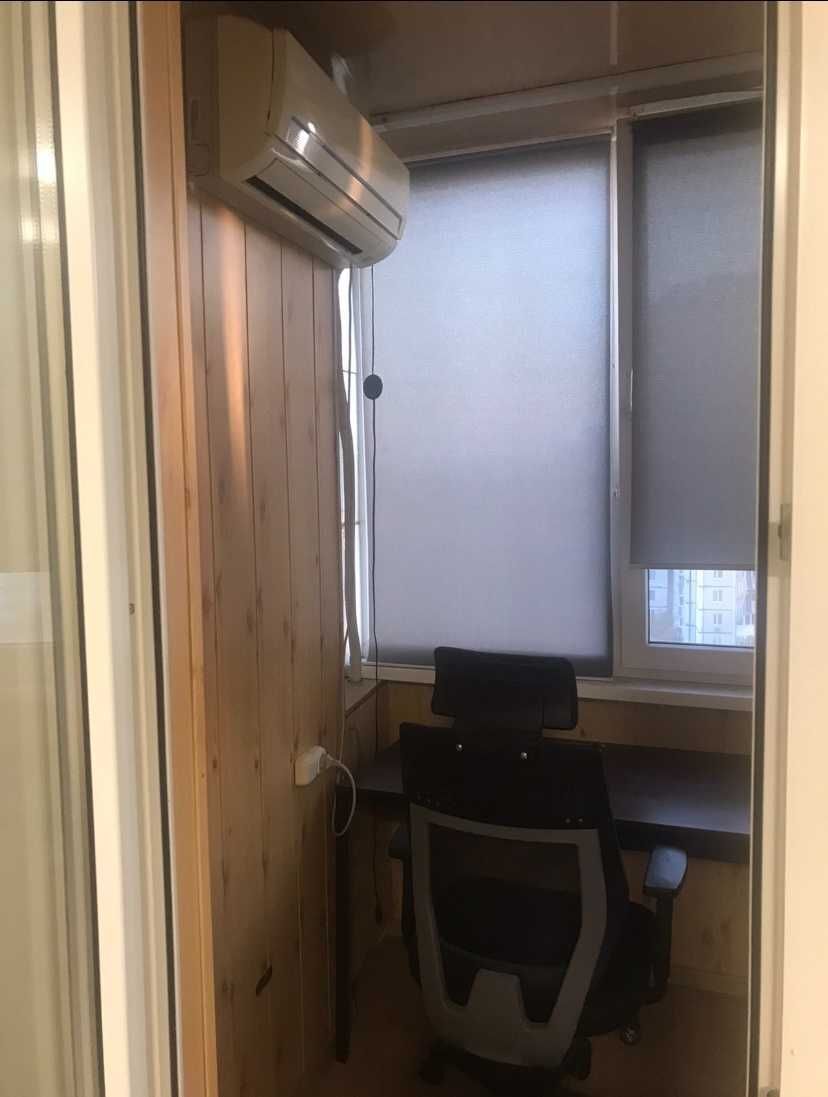 Продаж 3-кімнатної квартири 69 м², Миру просп., 12