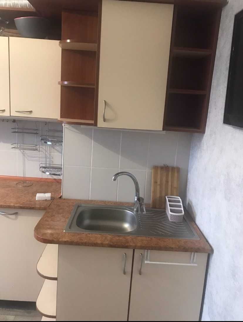 Продаж 3-кімнатної квартири 69 м², Миру просп., 12