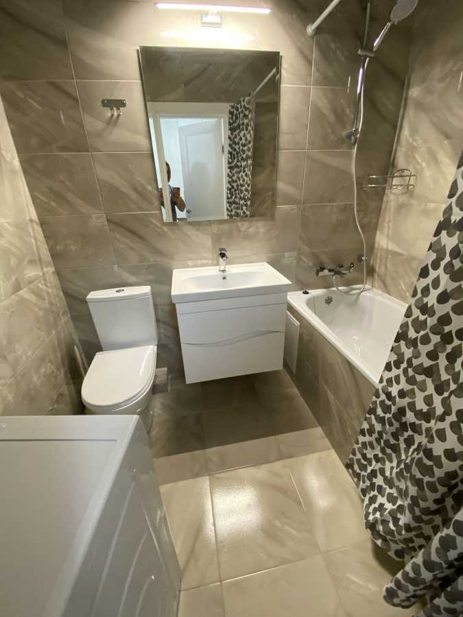 Оренда 1-кімнатної квартири 41 м², Миколи Гулака вул., 4