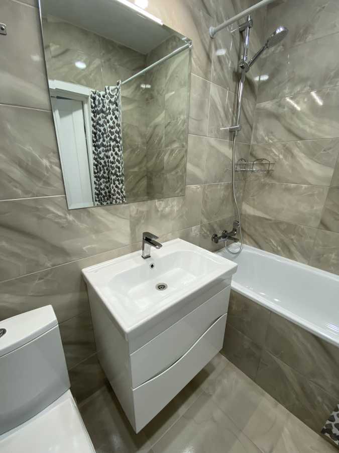 Оренда 1-кімнатної квартири 41 м², Миколи Гулака вул., 4