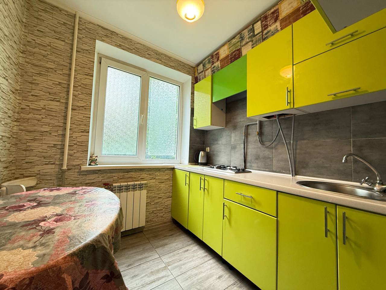 Продаж 1-кімнатної квартири 31 м², 1-а Новопоселенська вул.