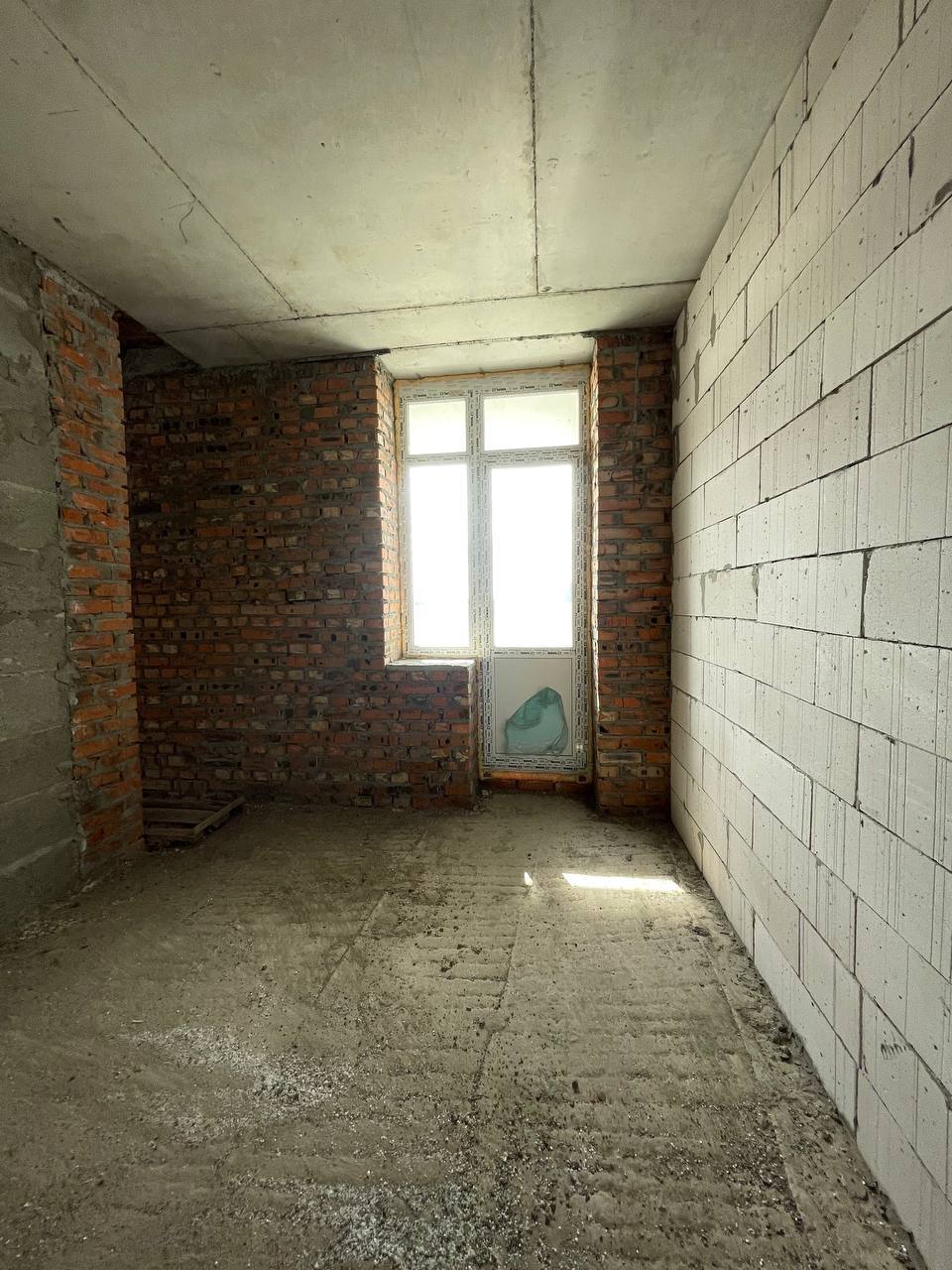Продаж 1-кімнатної квартири 36.8 м², 1-го Травня вул.