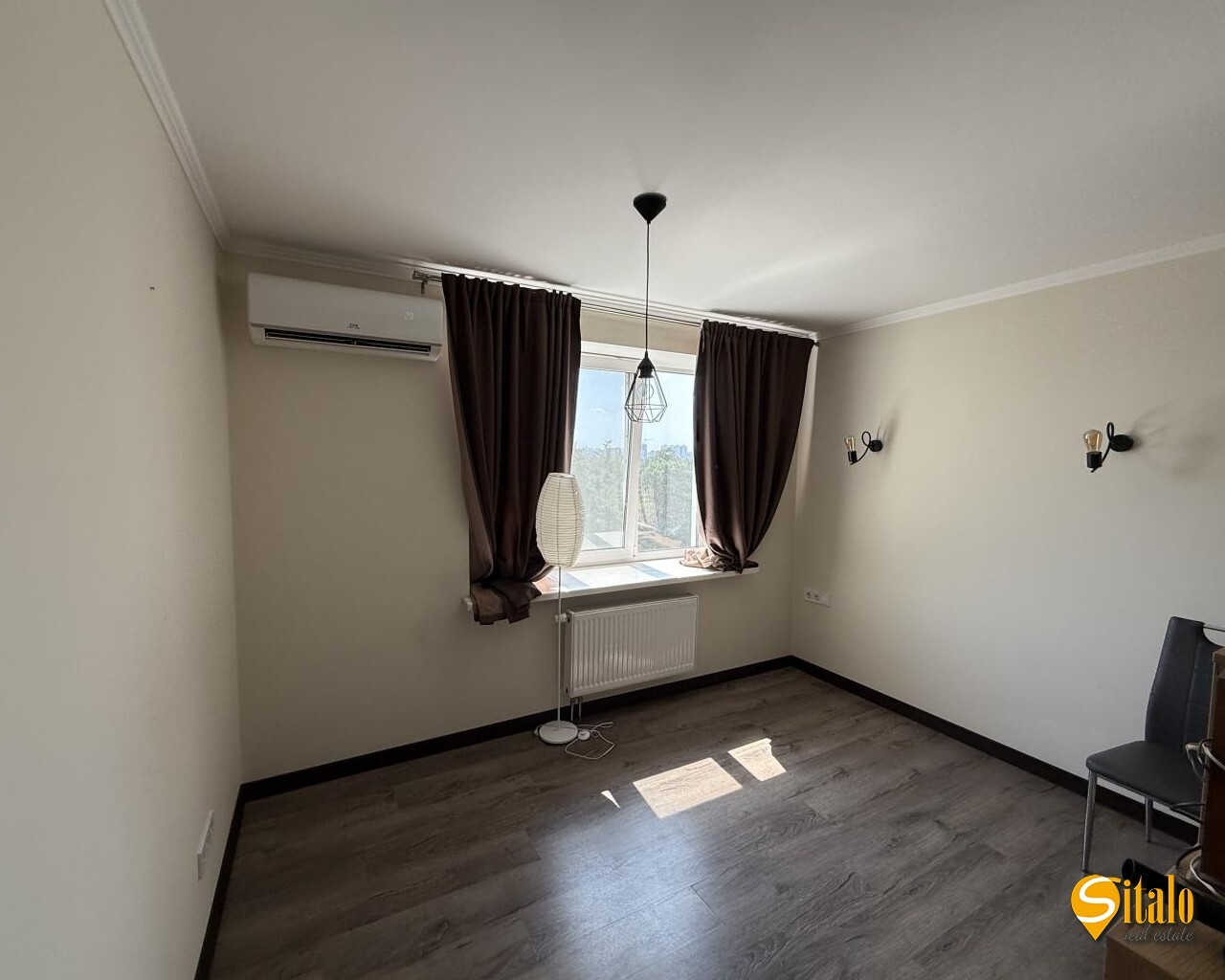 Продаж 1-кімнатної квартири 52.8 м², Хвильового вул., 3