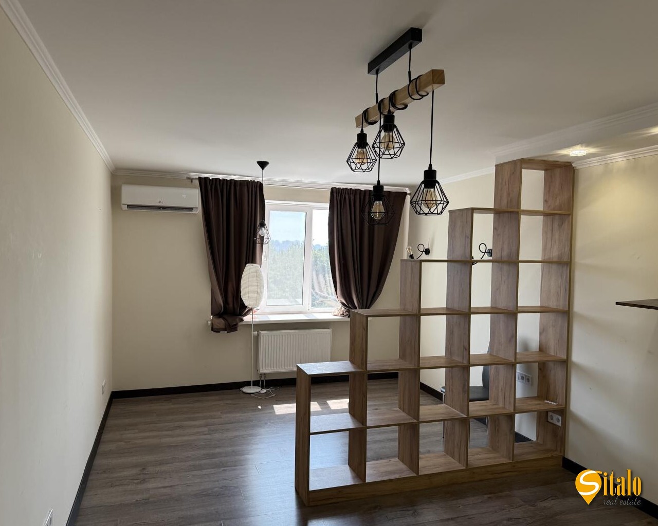 Продаж 1-кімнатної квартири 52.8 м², Хвильового вул., 3