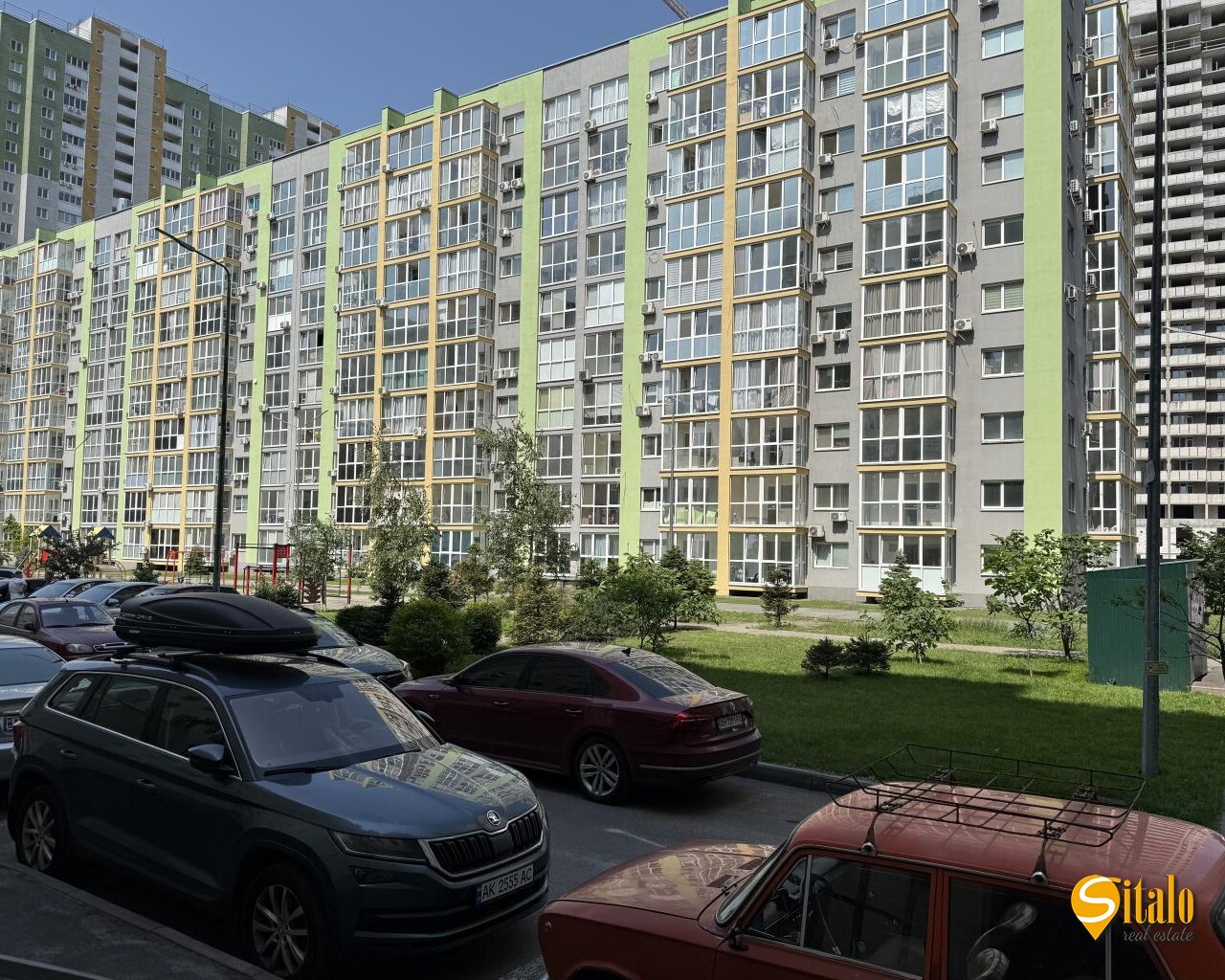 Продаж 1-кімнатної квартири 52.8 м², Хвильового вул., 3