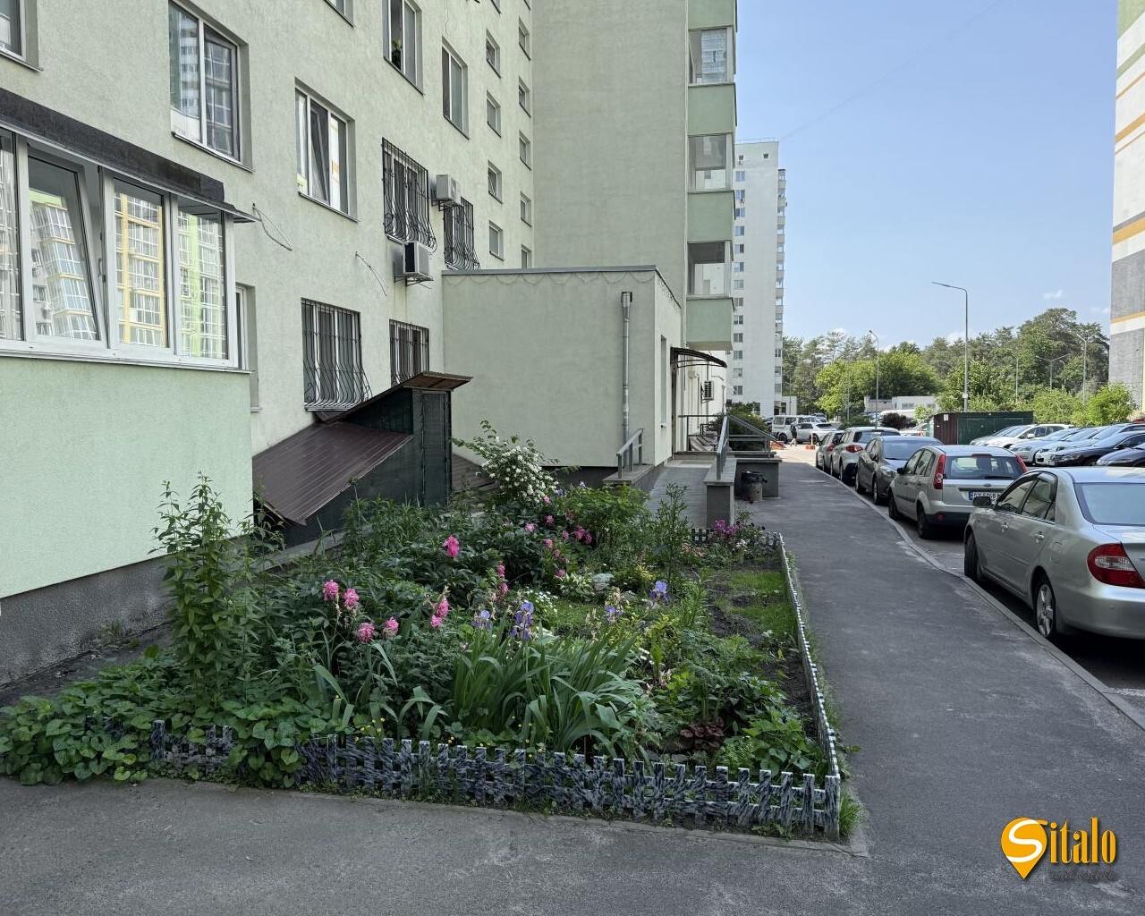 Продаж 1-кімнатної квартири 52.8 м², Хвильового вул., 3
