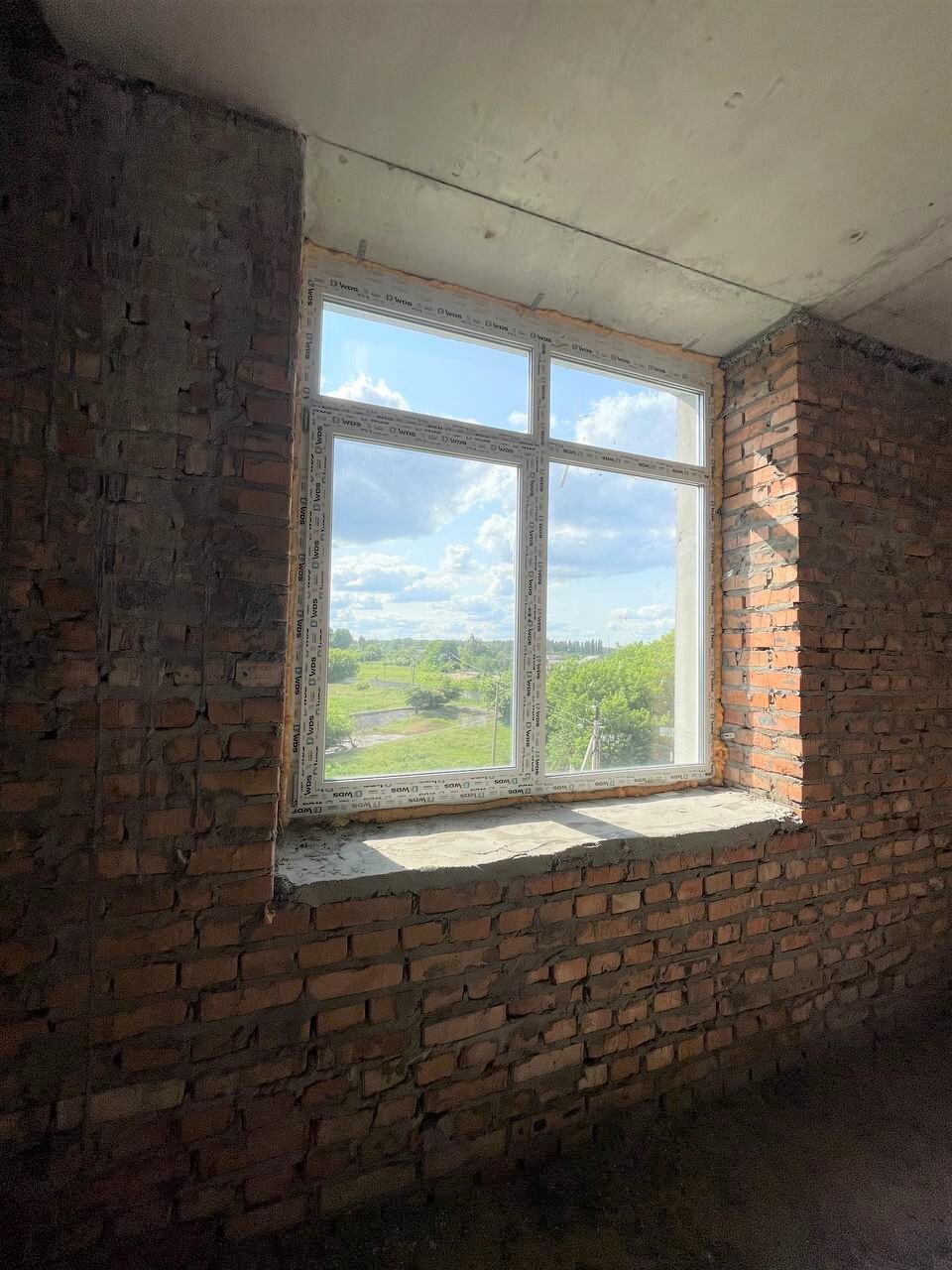 Продаж 1-кімнатної квартири 42.5 м²