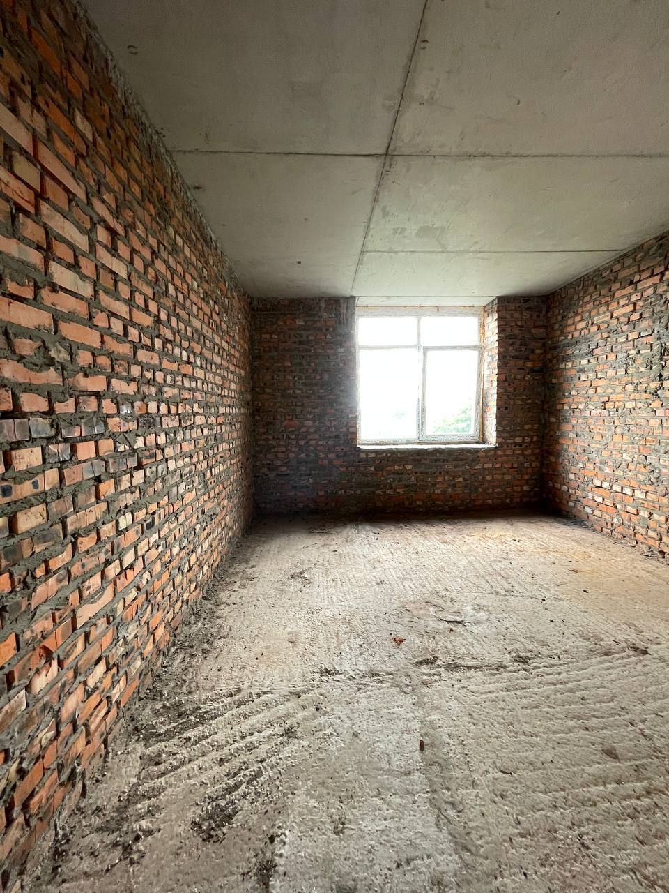 Продаж 2-кімнатної квартири 52.7 м²