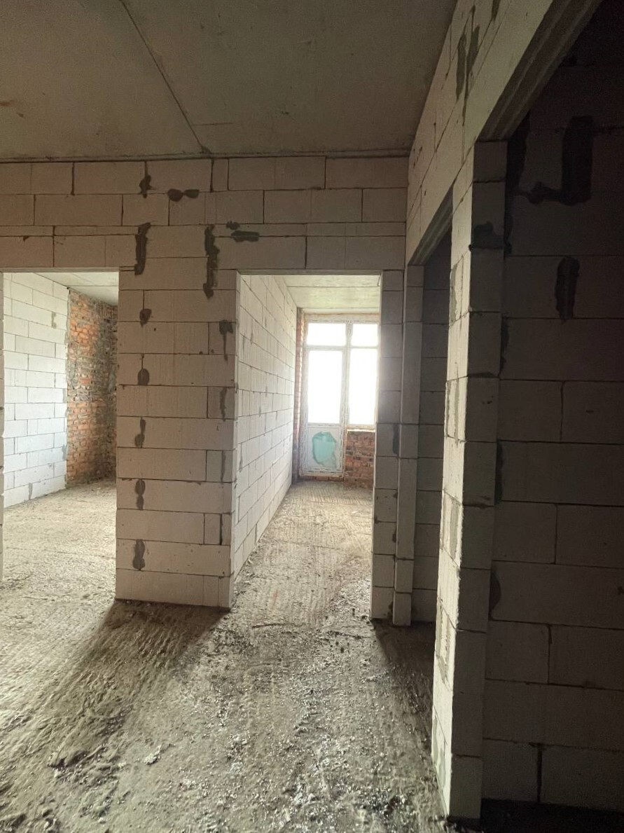Продаж 2-кімнатної квартири 52.7 м²