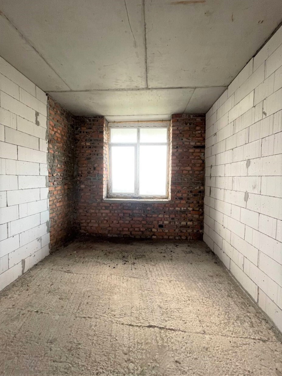 Продаж 2-кімнатної квартири 52.7 м²
