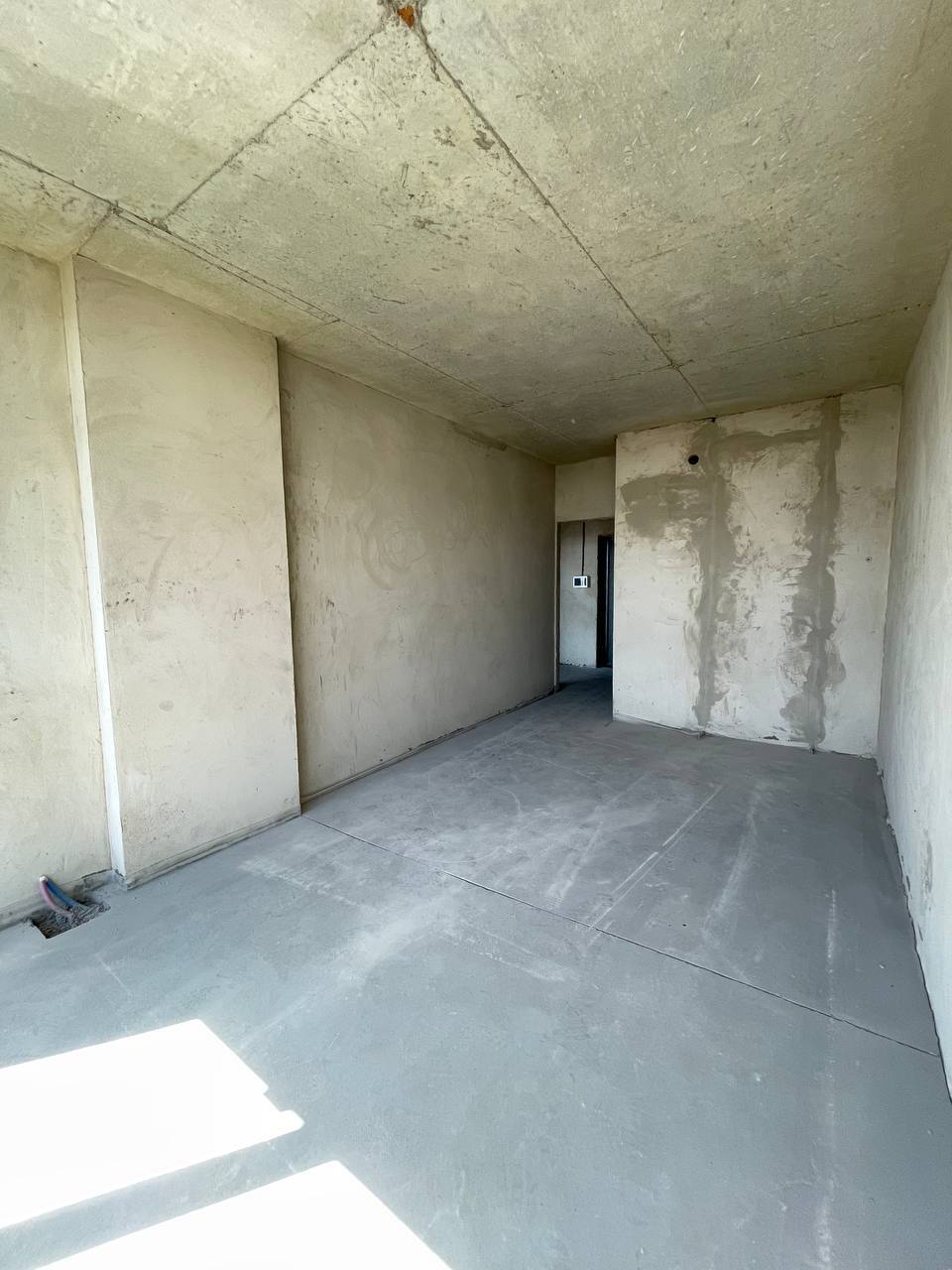 Продаж 1-кімнатної квартири 42.3 м², Шкільна вул.