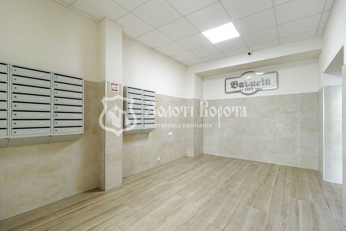 Продаж 1-кімнатної квартири 37.2 м², Івана Франко вул., Богуна, 1