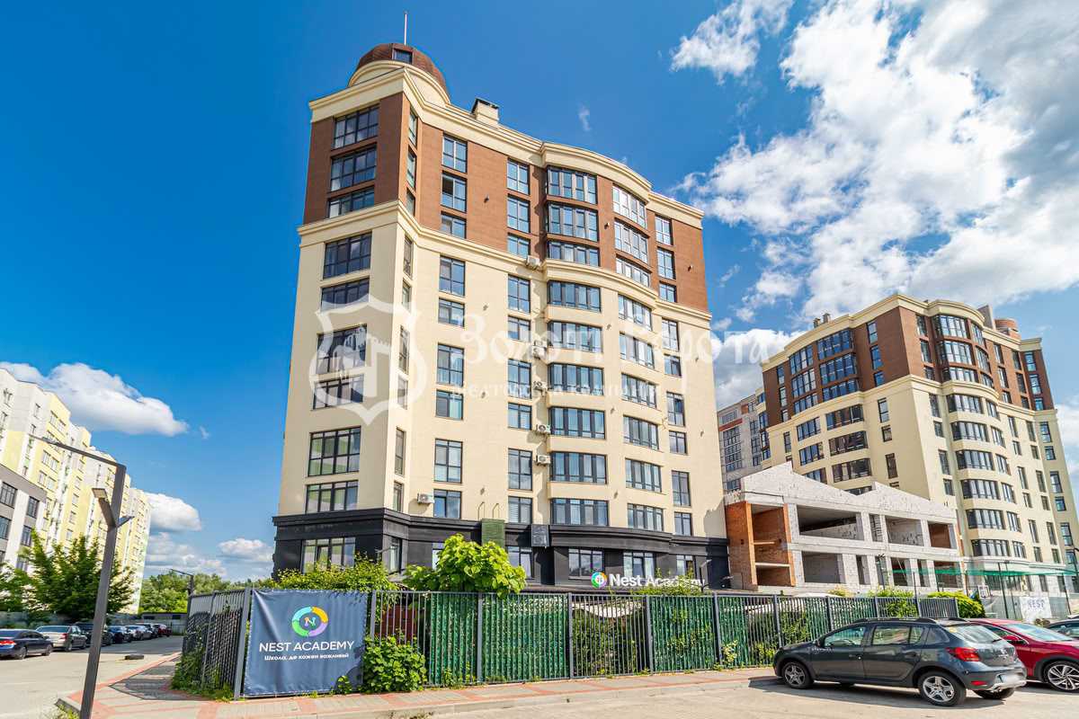 Продаж 1-кімнатної квартири 37.2 м², Івана Франко вул., Богуна, 1