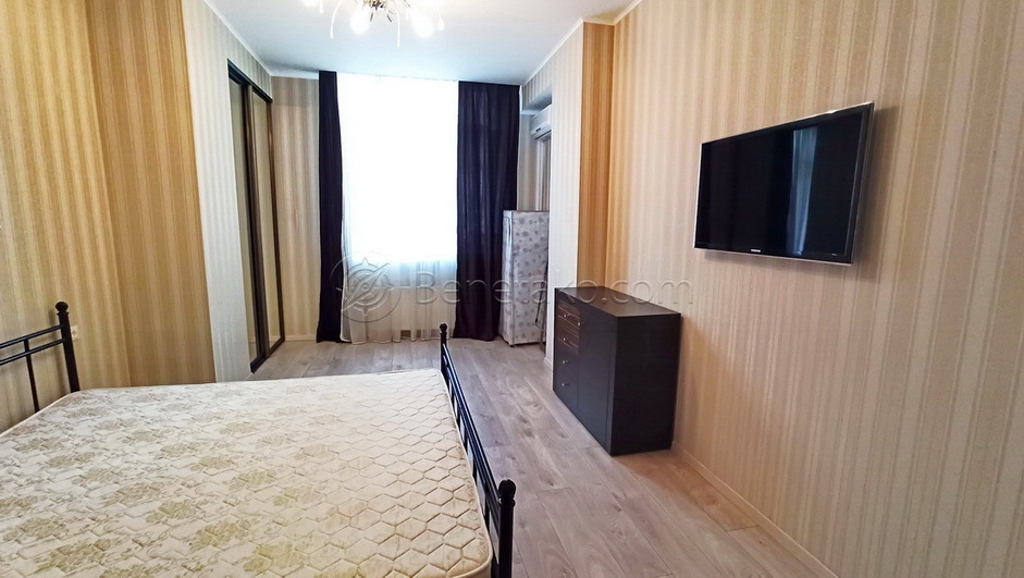 Продаж 3-кімнатної квартири 114 м², Французский бул.