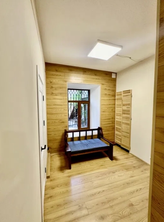 Оренда офісу 120 м², Канатная вул.