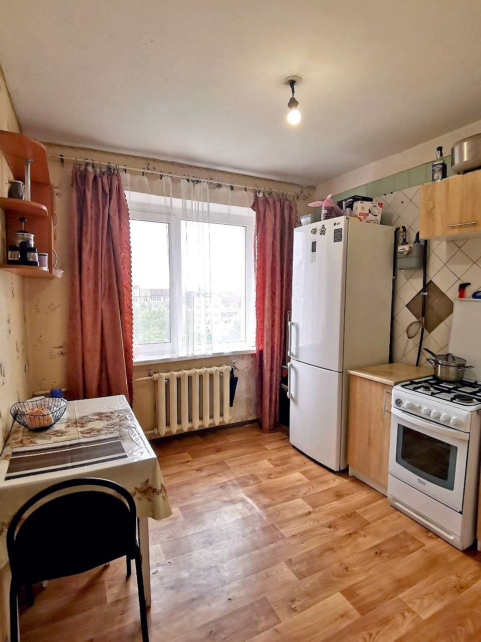 Продажа 3-комнатной квартиры 65 м², Космонавта Комарова ул., 1 К7