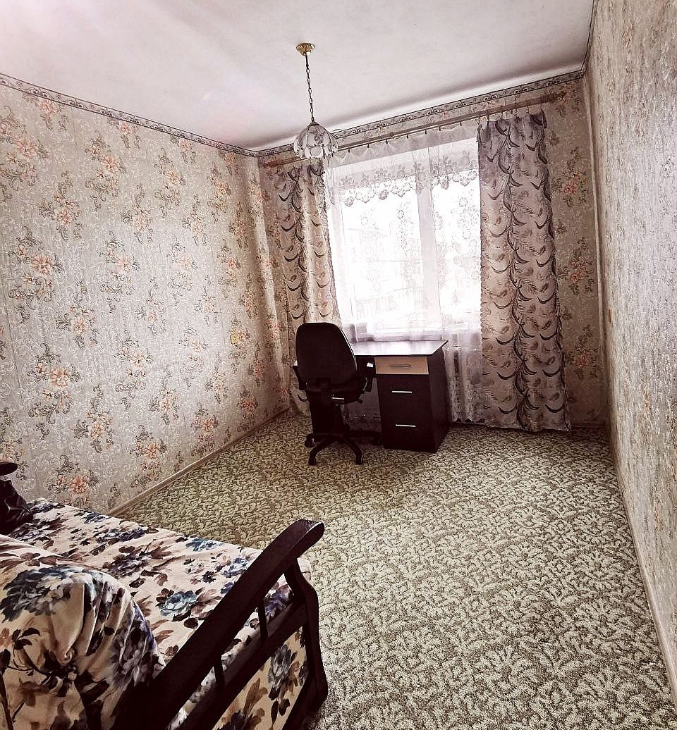 Продажа 3-комнатной квартиры 65 м², Космонавта Комарова ул., 1 К7
