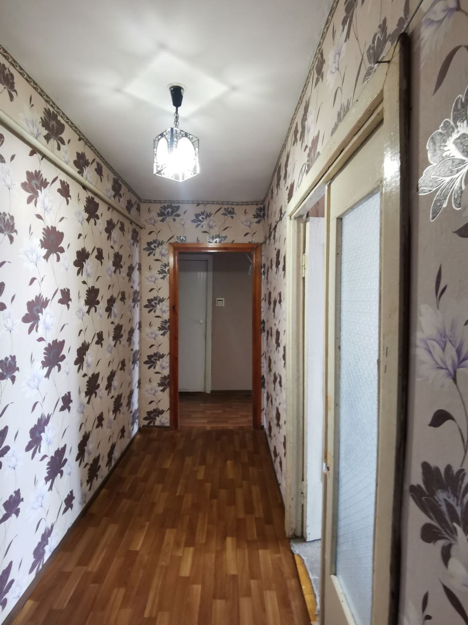Продажа 3-комнатной квартиры 65 м², Космонавта Комарова ул., 1 К7