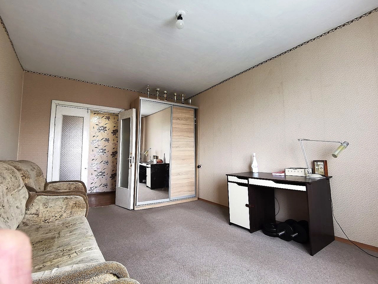 Продажа 3-комнатной квартиры 65 м², Космонавта Комарова ул., 1 К7