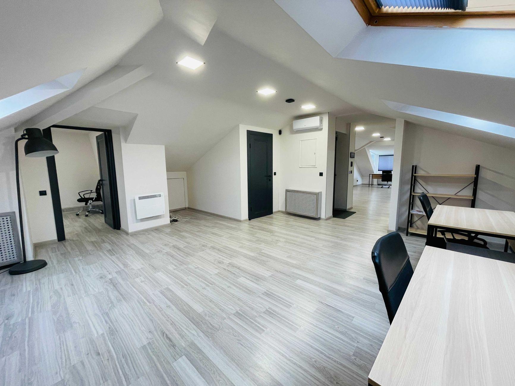 Оренда офісу 130 м², Борисоглібська вул., 15В