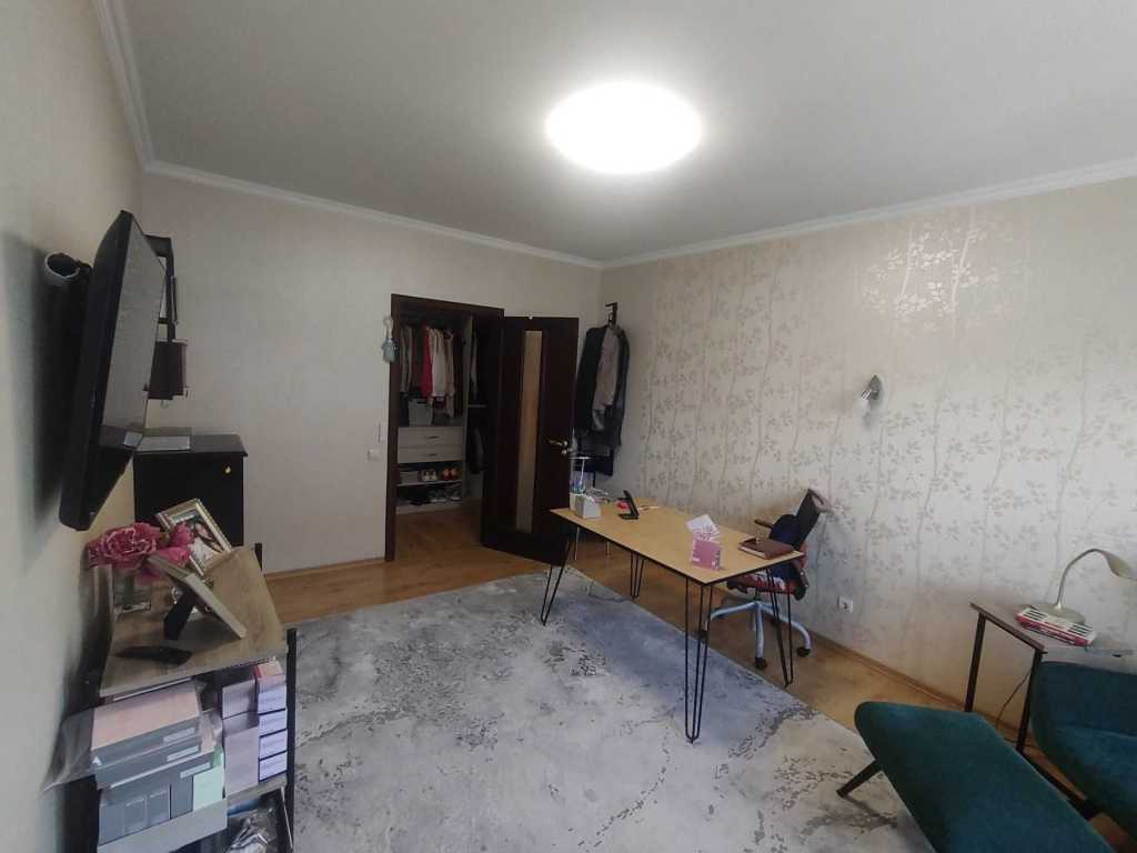 Продаж 2-кімнатної квартири 55 м², Оноре де Бальзака вул., 56