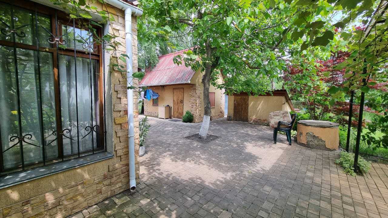 Продаж дачі 100 м², Калинова, 2