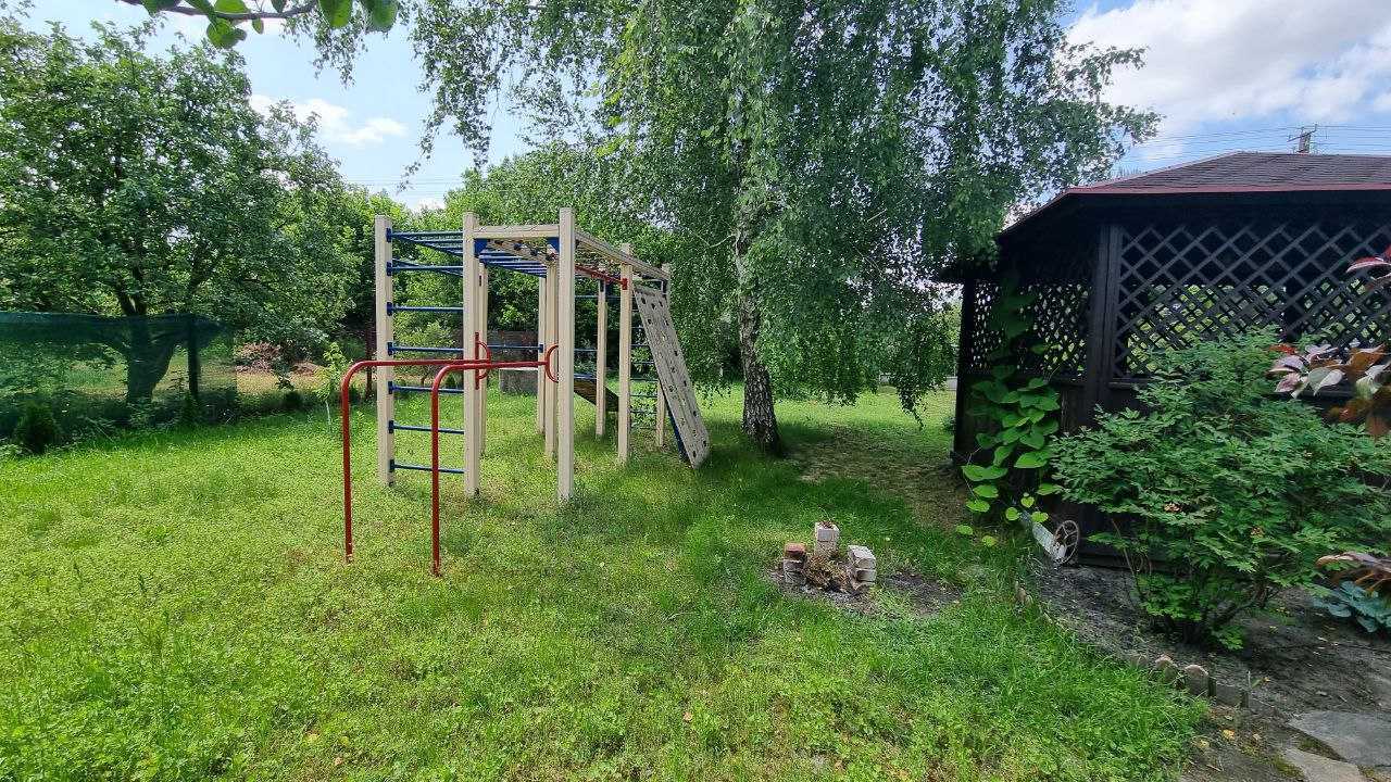 Продаж дачі 100 м², Калинова, 2