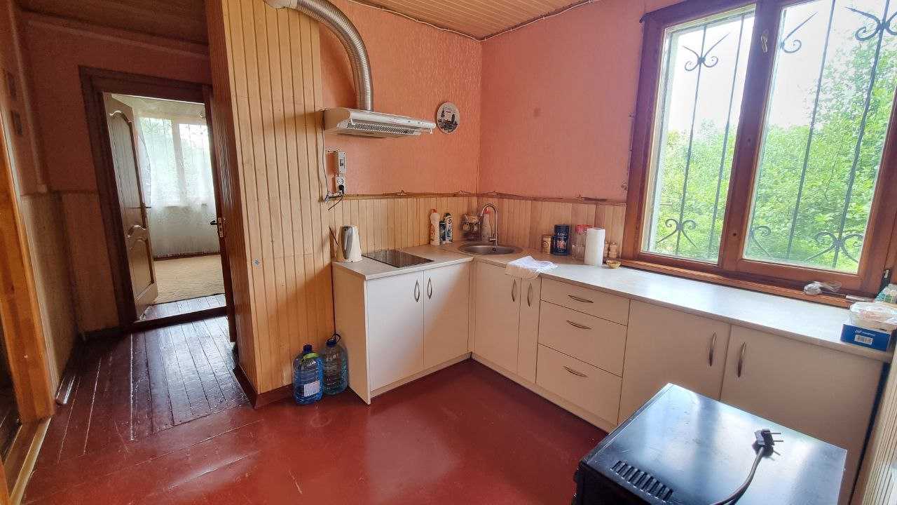 Продаж дачі 100 м², Калинова, 2