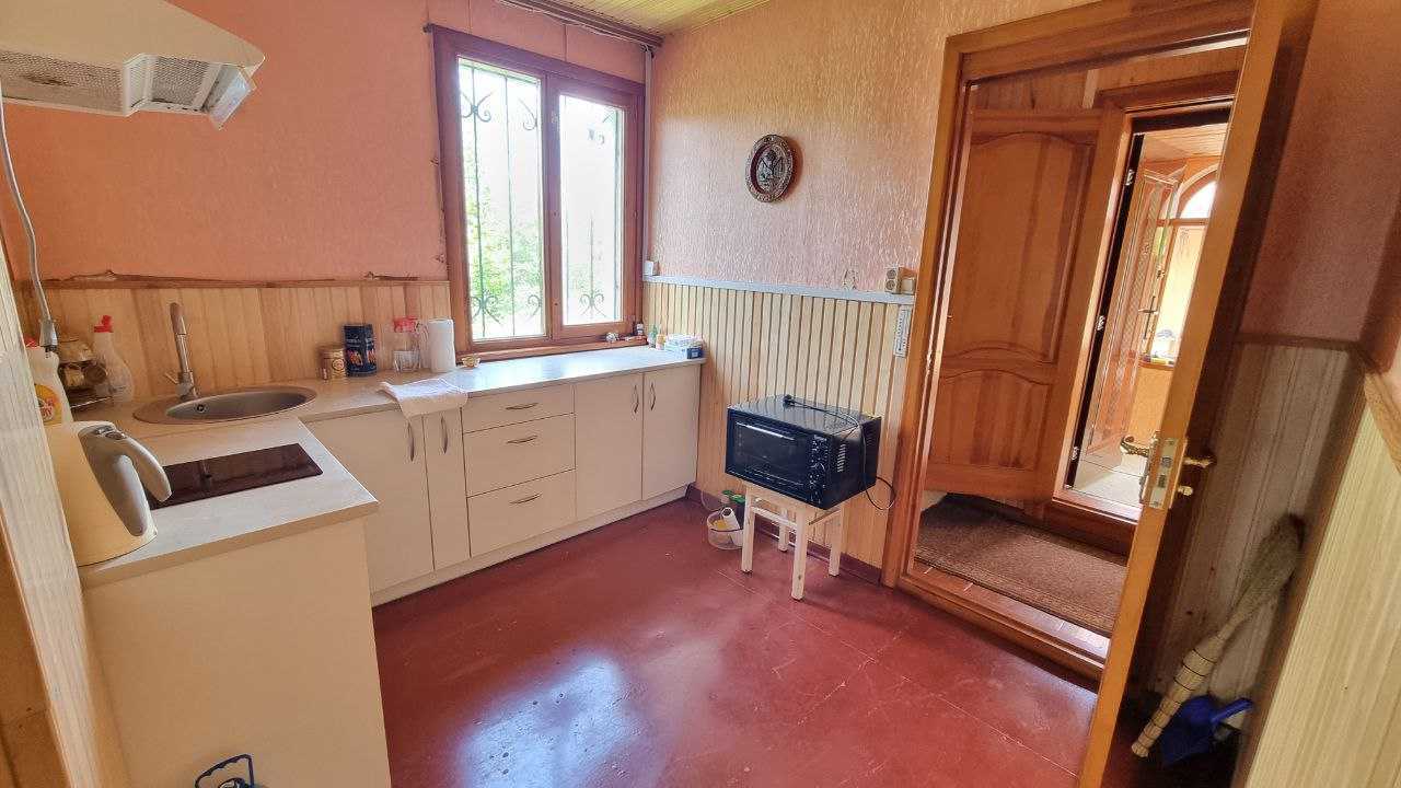 Продаж дачі 100 м², Калинова, 2