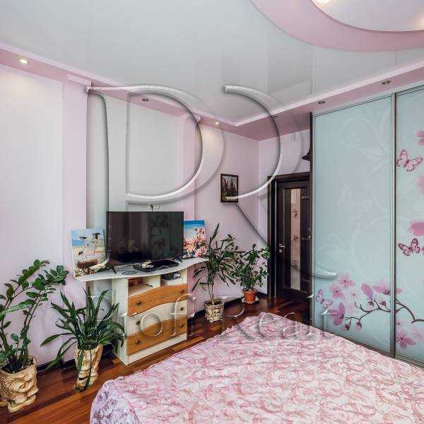 Продаж 3-кімнатної квартири 88 м², Дяченка Івана вулиця, 20В