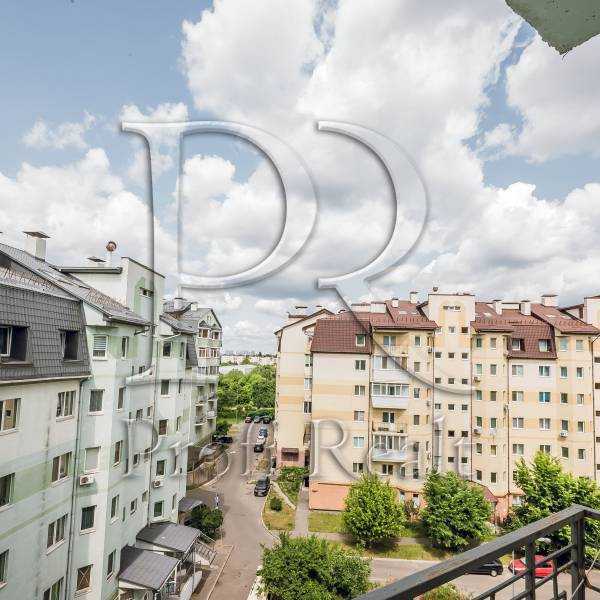 Продаж 3-кімнатної квартири 88 м², Дяченка Івана вулиця, 20В