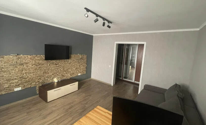 Продажа 3-комнатной квартиры 80 м², Металлургов ул.