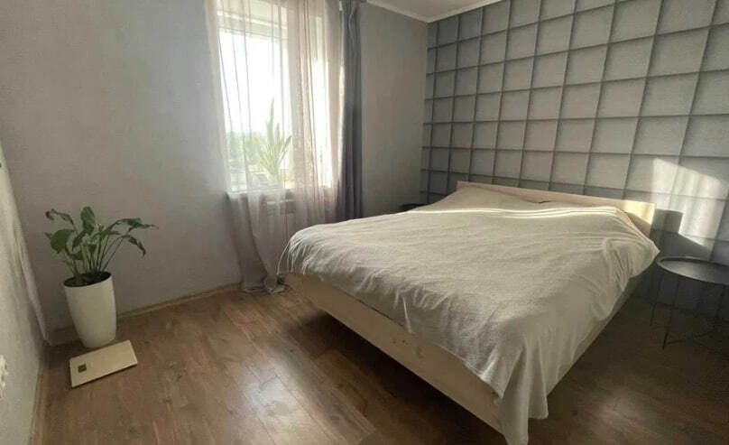 Продажа 3-комнатной квартиры 80 м², Металлургов ул.