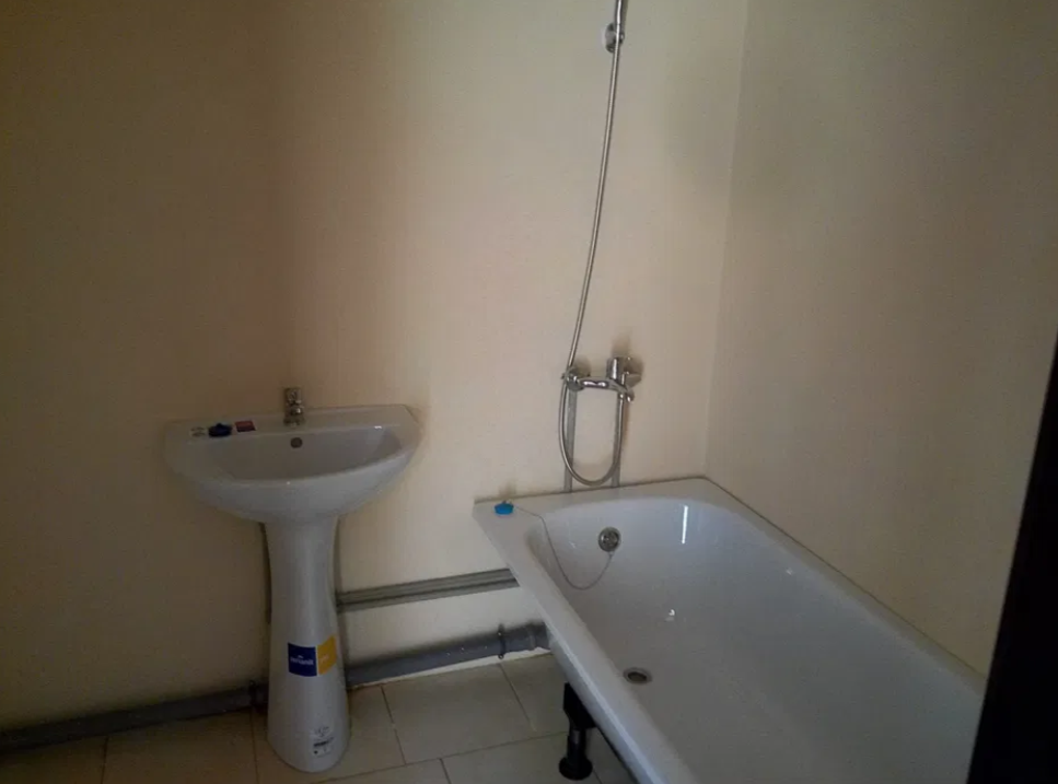 Продаж 2-кімнатної квартири 59 м², Ковпака вул.